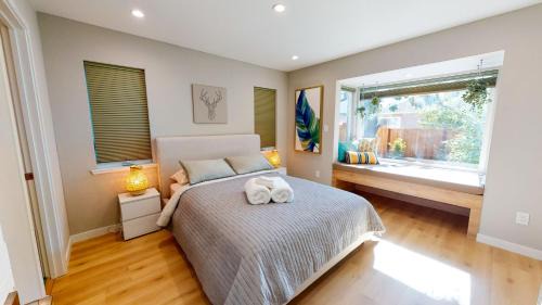 San Jose House | #Marbella Lane - San Jose Designer Home 12-Min to Levi's