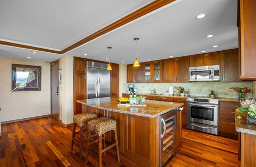 Kaanapali Condo | Maui Kaanapali | Penthouse 2 BR, Sleeps 4 | Car Incl. w/6+ Nights | MKV-A606 by KBM