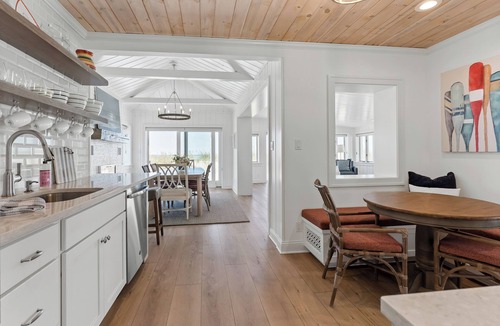 Ferrysburg House | Memories | Lakeside Luxury Retreat with Stunning Views