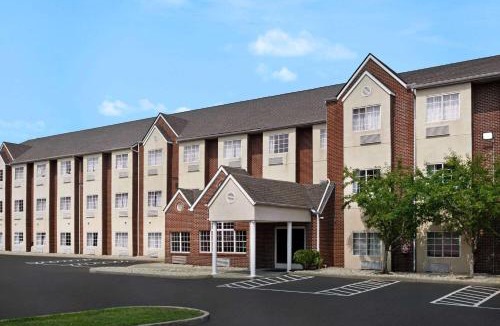 Florence Hotel | Microtel Inn & Suites by Wyndham Florence/Cincinnati Airpo