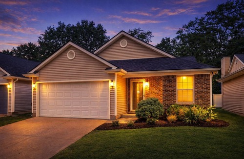 Lexington House | Midnight Lexington Newly Remodeled Designer Stay