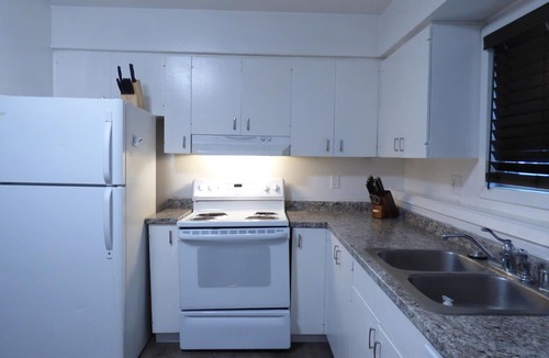 Midtown Anchorage Apartment | MIdtown close to everything, quiet apartment fully remodeled new appliances.