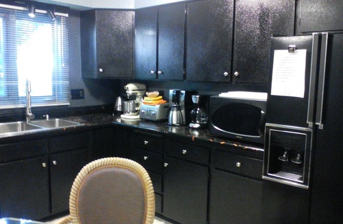 Spenard Apartment | Midtown Corporate-Vacation One Bedroom-Near the Airport