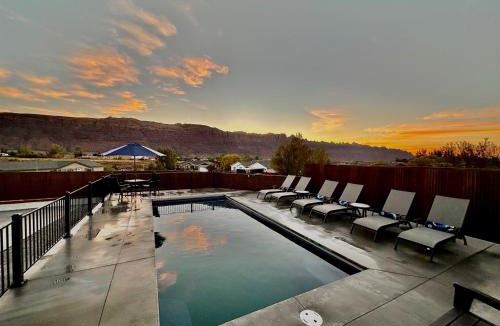 Moab South Valley House | Moab Desert Escape Villa Luxury 5-Bedroom Retreat with Heated Pool