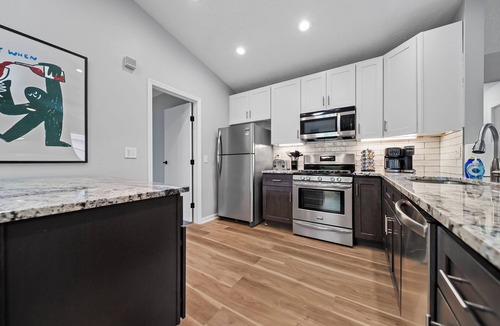 Columbus House | Modern 3 bed,2 full bath Escape w/Game Room and Huge Fenced Yard