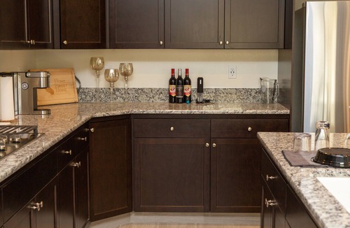 Clovis House | Modern 3BR Clovis Retreat w/Workspaces, Game Room & Yard—Close to Nat’l Parks