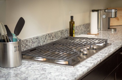 Clovis House | Modern 4BR Clovis Retreat w/Workspaces, Game Room & Yard—Near Nat’l Parks