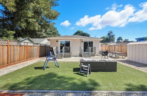 Palo Alto House | Modern 4BR House w/BBQ, AC & Games, Close to Techs next to Palo Alto, Stanford