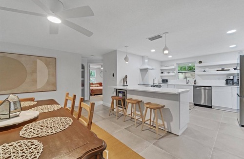Alta Vista House | Modern Adobe Oasis~Heated Pool~Fresh Remodel
