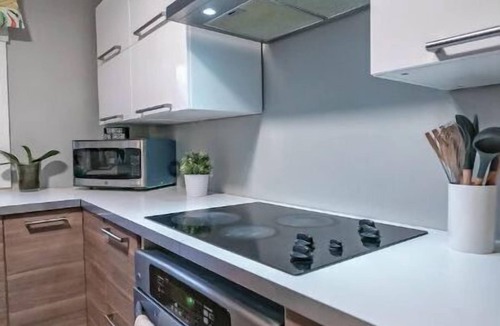 Columbus House | MODERN INTERIOR, 4 Bed 2.5 Bath Home, Close to Shopping, Entertainment and more!