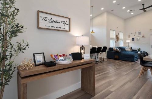 Buckeye Lake House | Modern Lake House 3 Blocks from the Lake!