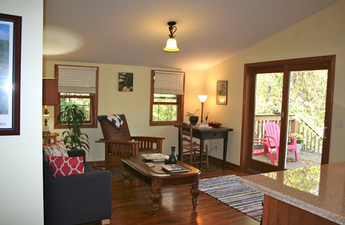 Cobden House | MoJo Valley Cottage
