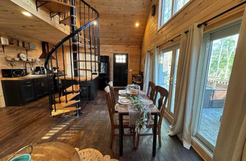 Belgrade House | MoonLight Treehouse At Belgrade Hospitality