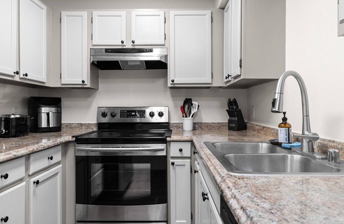 Sand Lake House | Moose Meadows Close to Airport, Comfortable Home Base in Alaska
