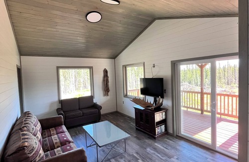 Willow Creek House | Mountain View House