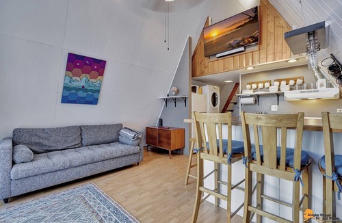 Alyeska House | Mountain Cabin on Alyeska with Amazing Valley Views