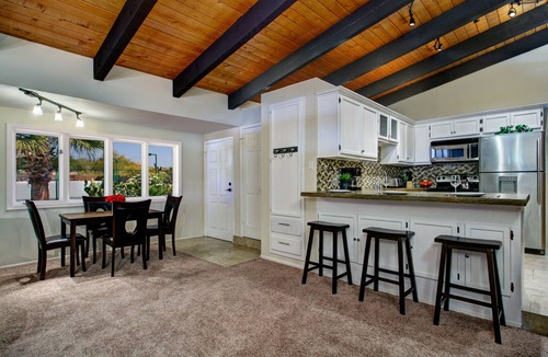Paradise Valley Village House | Mountainside Resort-like with/Heated Pool/Spa, Tennis, Pickelball, Bocci, Golf!