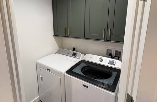 Laie House | MSG host to confirm availability. Spacious 3Bed 2BA Sleeps 10