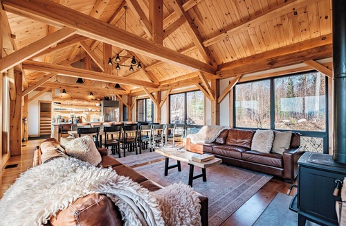 Bethel House | Mtn View, Sleeps 20, Hot Tub, Firepit, Wood Stove, Theater, Workspace, Bar, Gym