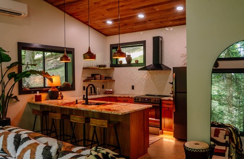 Loudonville Cabin | Native Legacy - AQUY Valley Rentals