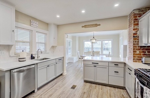 Lodi House | NEW! Cozy Sunset Getaway|Your Home Away from Home