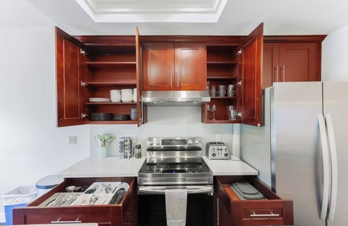 Berryessa House | NEW4BR! Spacious house with Amazing backyard, BBQ & Games in superb San Jose