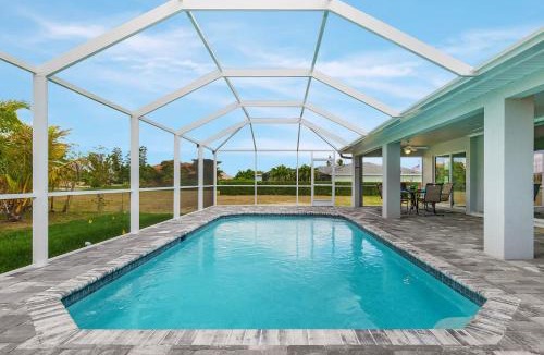 Burnt Store House | Newly built home with heated pool, close to many amenities - Villa Sandle