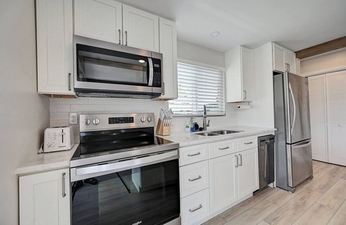 South Bethany House | Newly Renovated 4-Bedroom, 1.5-Bathroom Canal-Front Home in South Bethany Beach; Parking Pass, Free WIFI and 2 Large Decks!