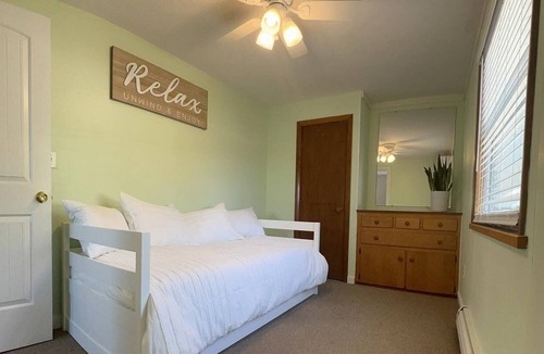 Lincoln Cottage | Newly renovated private lakefront cottage spacious clean end lot steps to water