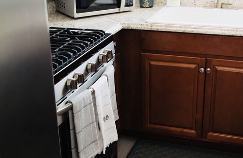 Sand Lake House | *Newly Updated 2BD 1.5BA Townhouse*