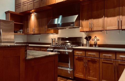 Springfield Condo | nHistoric loft in Springfield, OH. Close to coffee, bars, and restaurants.