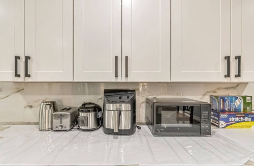 East Foothills House | Nice house 3/2 baths in pleasant North SJ with Free Wi-Fi, Washer, Dryers, AC