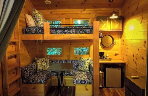 Old Fort Cabin | North Star Tiny Cabin 2 | Indigo Nature Retreat