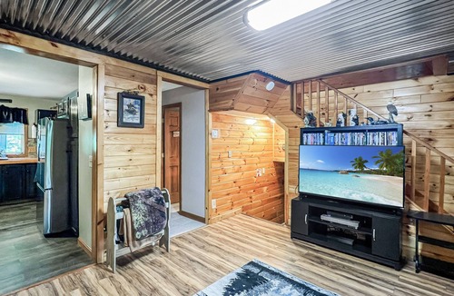 Rockwood House | Northern Nights Retreat (Direct ATV Access!)