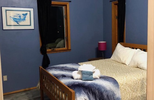 Mendenhaven House | Nugget Place-Includes three separate two bedroom units near Mendenhall Glacier-DISCOUNTS ON TOURS!