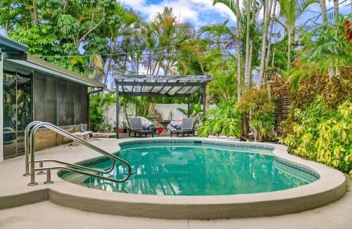 Wilton Manors House | Oasis with Pool & Cold Plunge-Near Beach & Nightlife