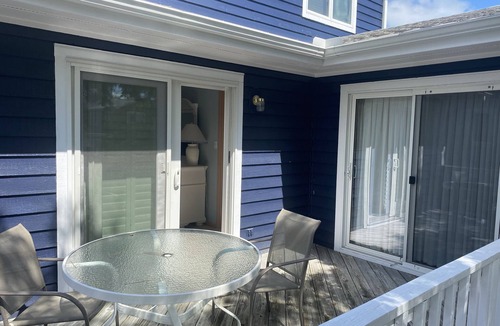 Bethany Beach House | Ocean Block with ocean view- Short walk to beach; 3 blocks to downtown shopping