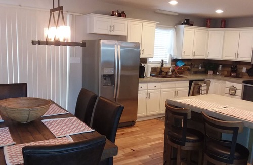 Maplewood House | Ocean Retreat - Rustic style house w/pool, Pet Friendly.