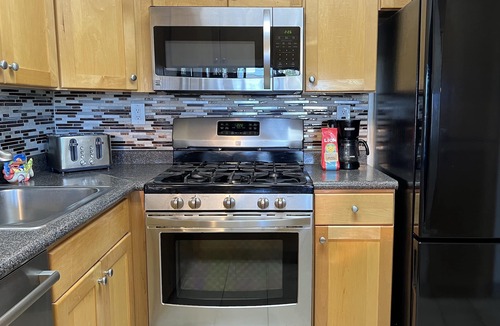 Kihei Condo | Ocean View Sunsets and Haleakala Sunrises! Resort Zoned!