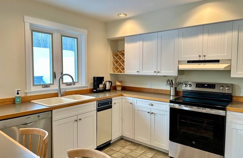 Sebascodegan Island House | Oceanfront Escape on Lish’s Cove – Private Dock & Sunrise Views