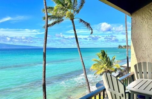Honokowai Condo | Oceanfront Penthouse w/Panoramic Views + A/C