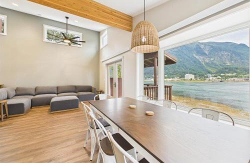 West Juneau House | Oceanfront w Incredible Views