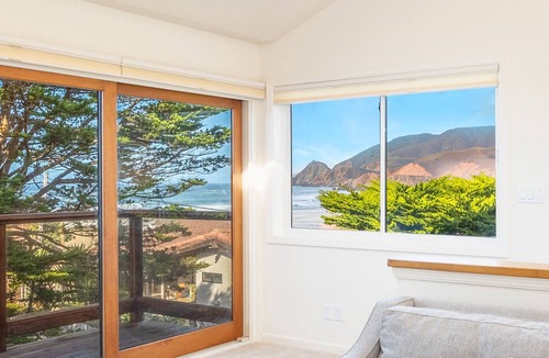 Montara House | Oceanview Beach Home – Walk to Beach, Trails, Food, Family Activities
