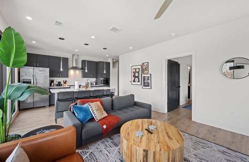 West End House | Odyssey | Modern 2BR Family Retreat Near Downtown