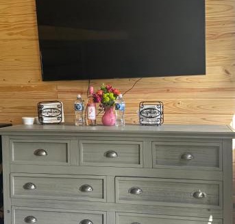 Lufkin Villa | Off the Road Oasis