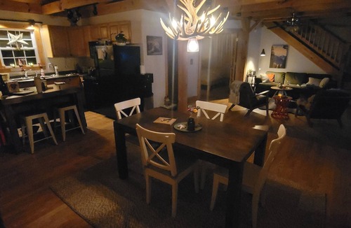 Hanover Cabin | Ohana Cabin. 10 min from Sunday river on 5 acres. Dog friendly