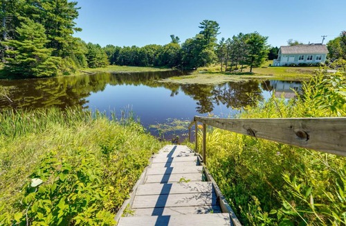Jefferson House | On-Site Pond: Spacious Family Home in Jefferson!