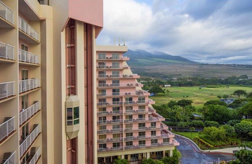 Honokowai Condo | One Bedroom Scenic View-Located on the Beach-Hawaii's Ka'anapali Beach Club