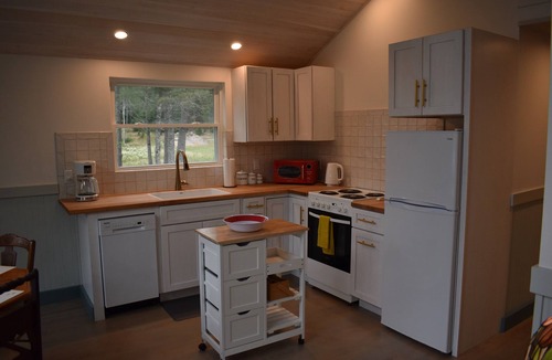 Deer Isle Cottage | Osprey Cottage - Modern, Guest House