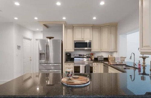 Lighthouse Point House | Outdoor Oasis Heated Pool, Hot Tub, Fire Pit, Tiki, Games